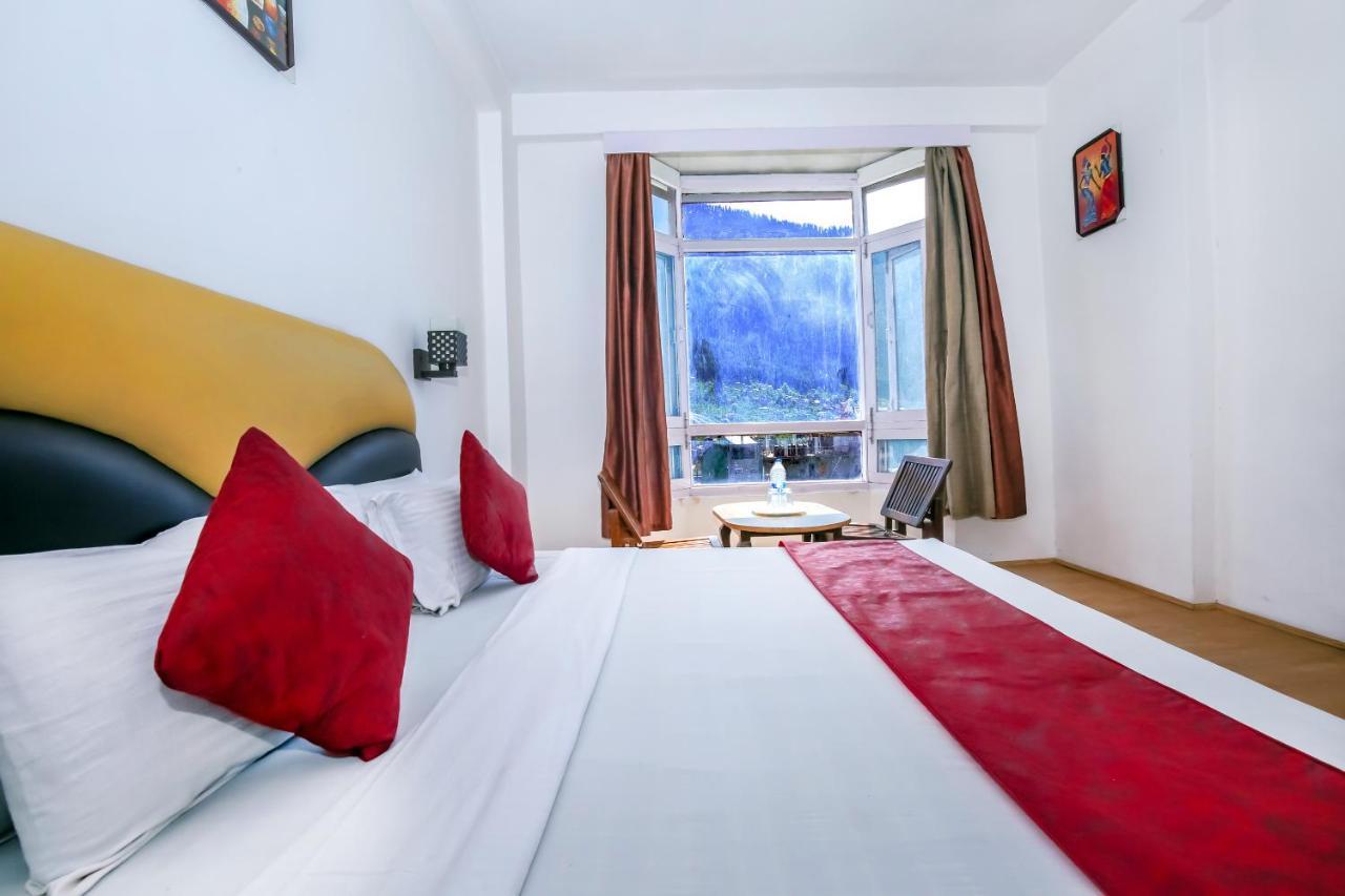 Ocean Manali- With Beautiful Terrace Near Mall Road Hotel